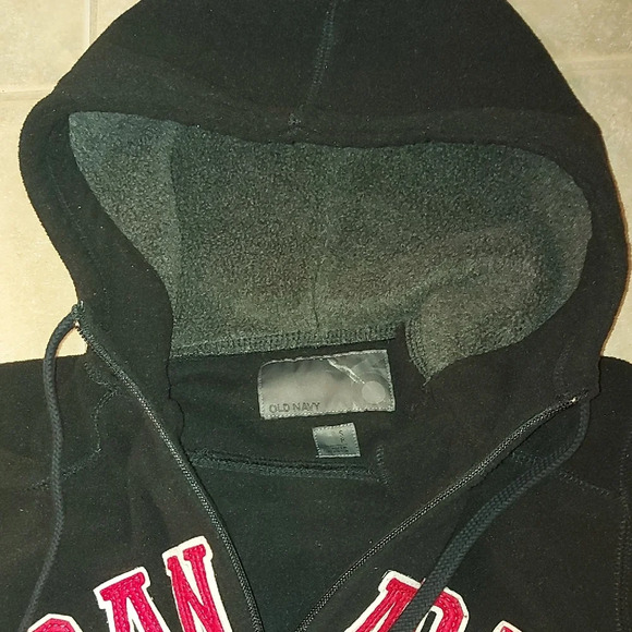 Vintage Black Hoodie with Red Canada Lettering - Picture 3 of 9